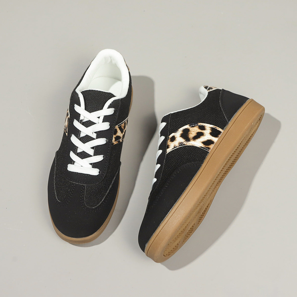 Cassies “Urban Wild” – Trend-Sneaker mit Leopard-Akzent